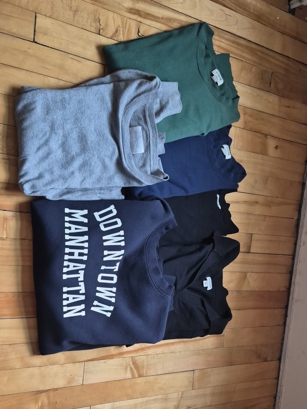 Woman's Crewneck Sweatshirt Bundle Of 6